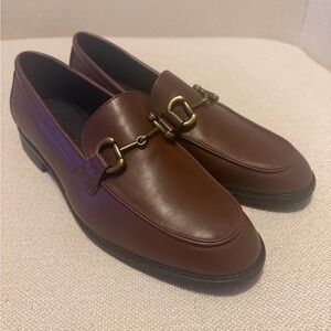 Classic Brown Formal Office Leather Loafers With Gold Metal Design